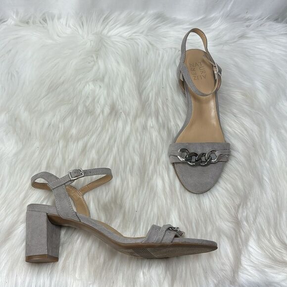 Naturalizer Bristol 2 Taupe Block Heel Chain Detail Heels Sz 8 - Picture 2 of 7